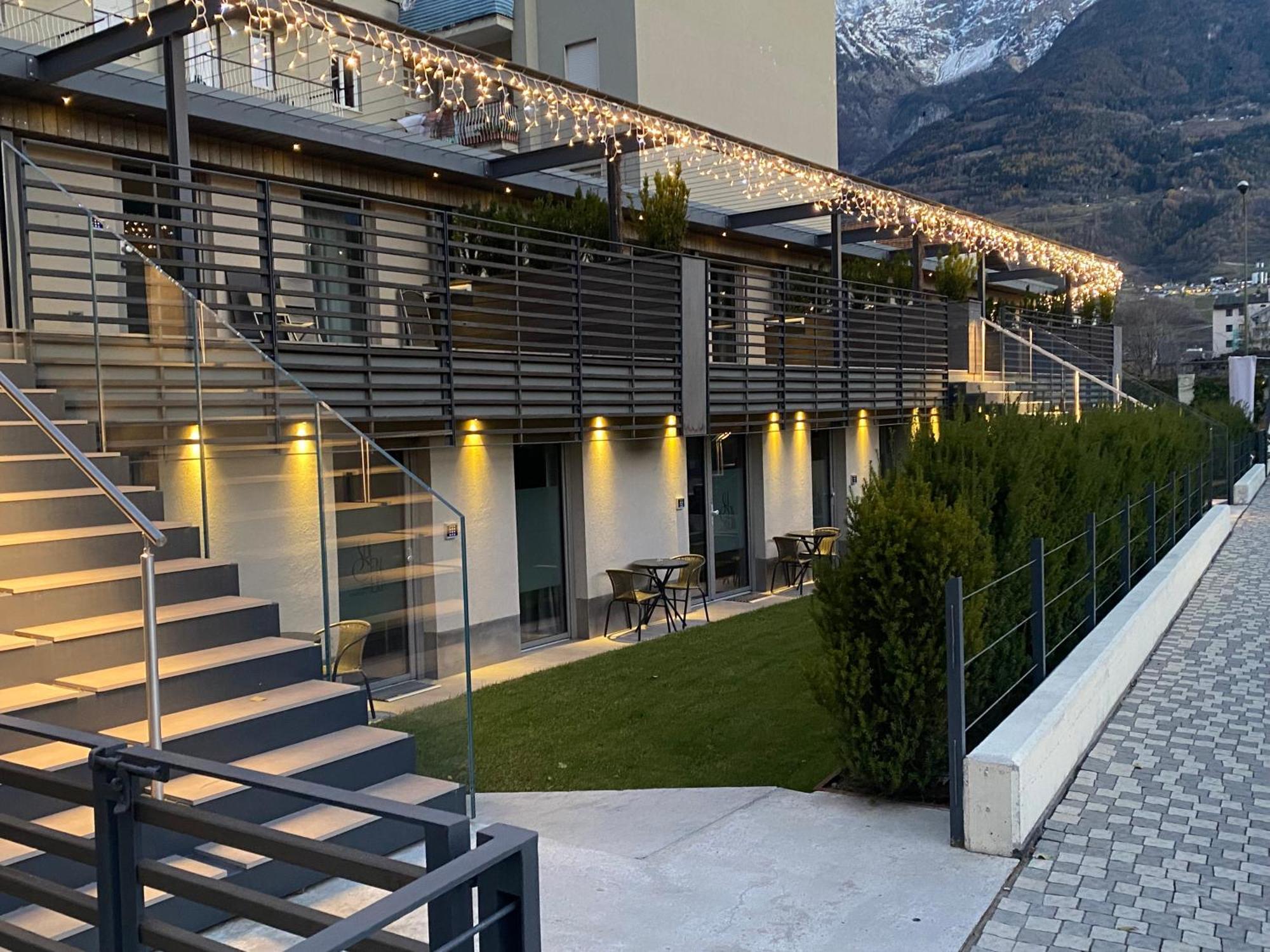 Sui Generis - Aosta Urban Apartments NOVITà STRUTTURA IN APERTURA Exterior foto